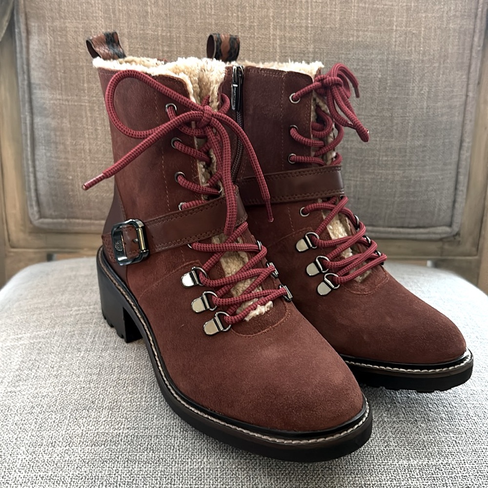 Vince Camuto Suede Lace-Up Boots Kainder brown  -size 8-